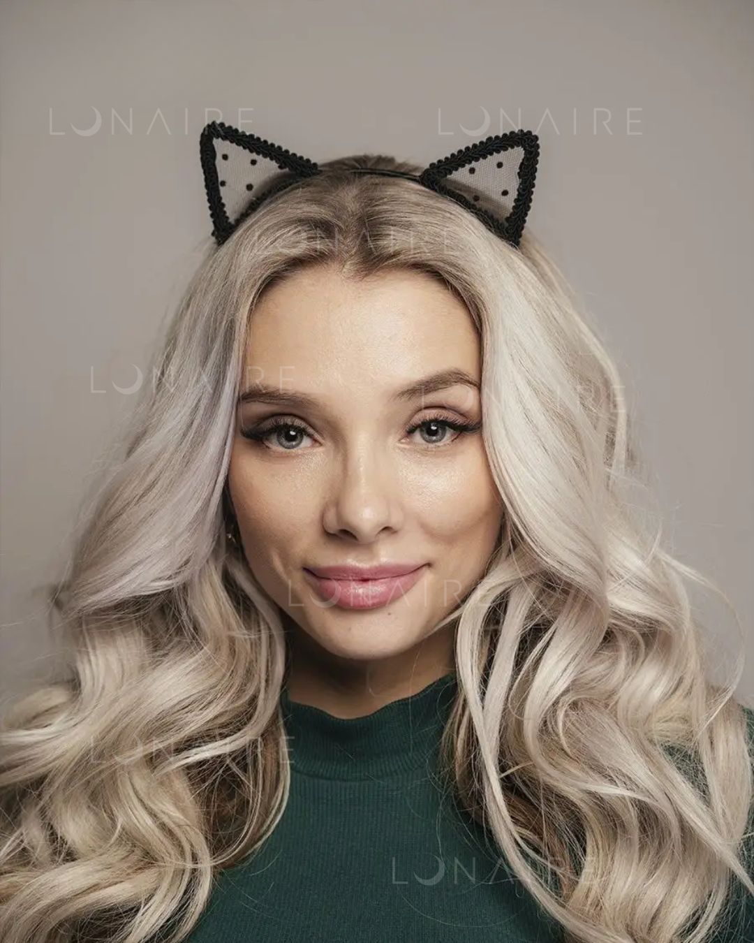 TIARA CAT