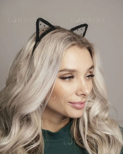 TIARA CAT